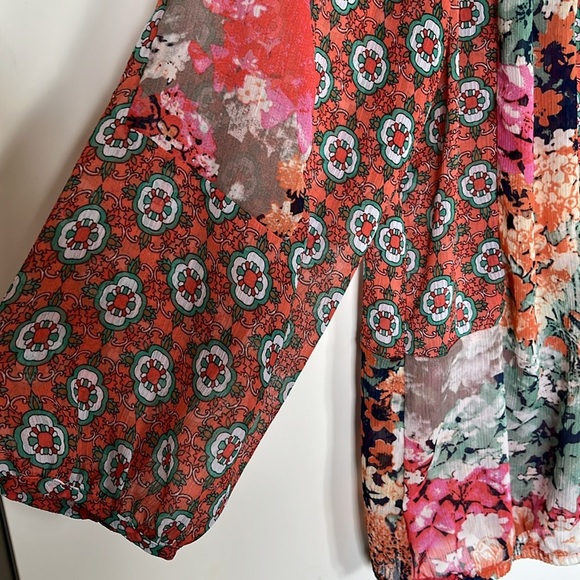 Anthropologie Figueroa & Flower Floral Multicolor Women's Semi Sheer Top Medium - Picture 6 of 8